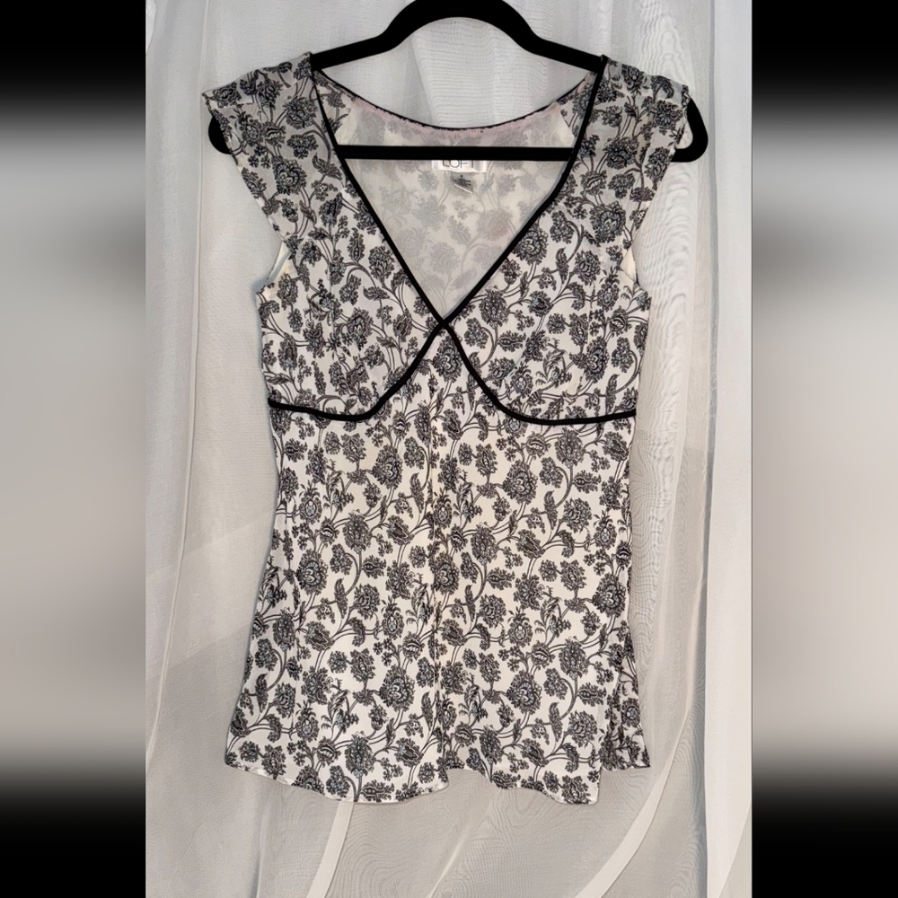 LOFT Black and White Floral Blouse